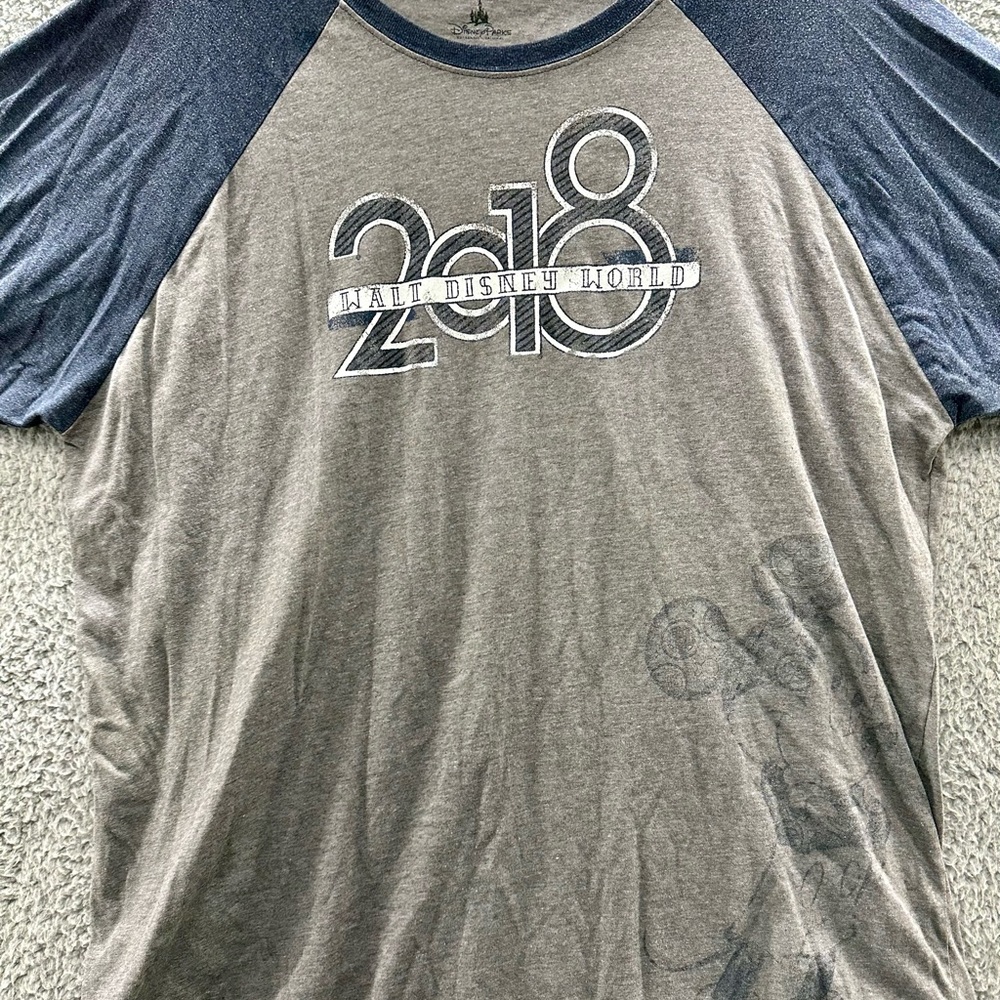 Disney Tee - Picture 2 of 8